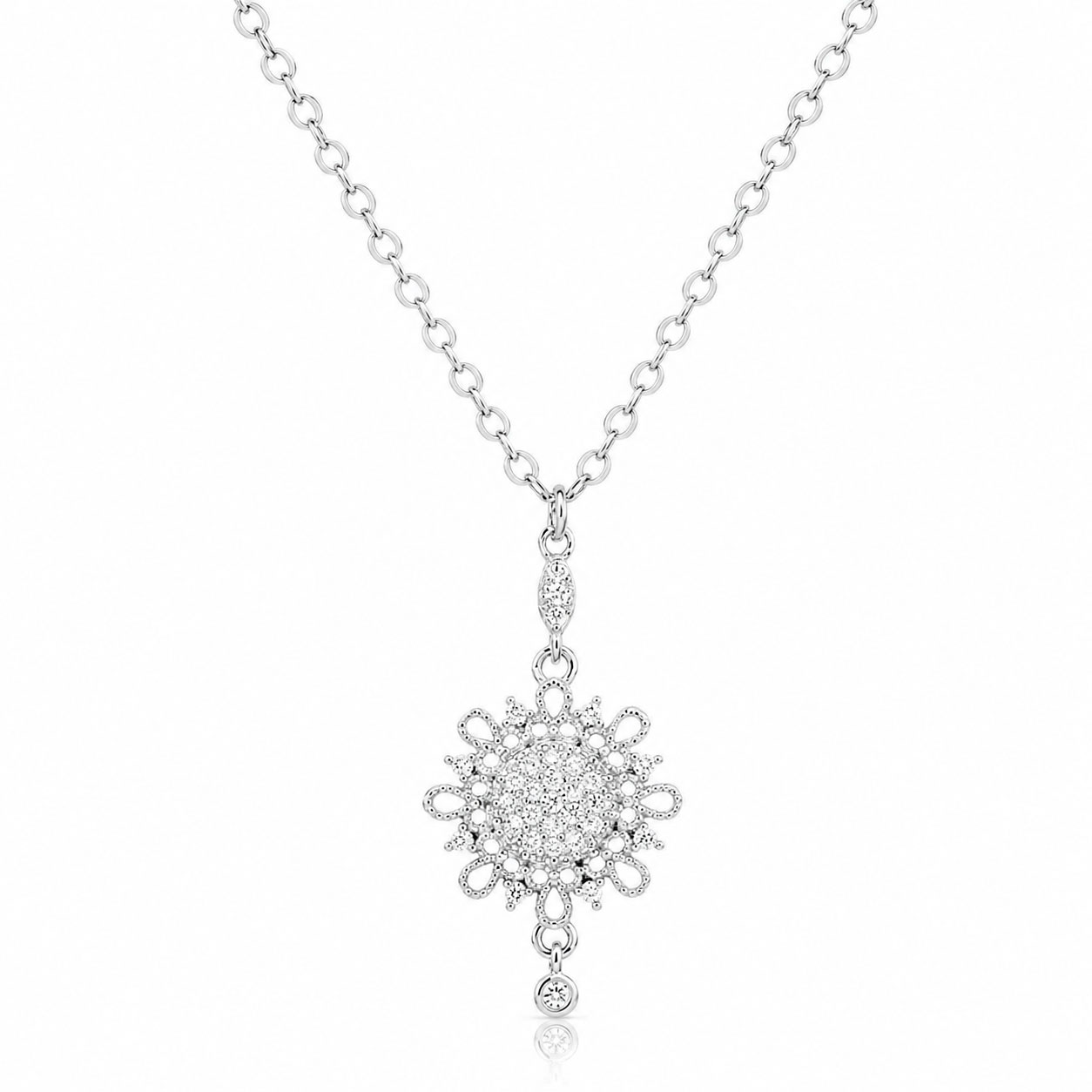 Collana in argento rodiato. Pendente macrame pave di zirconi bianchi - aMarty